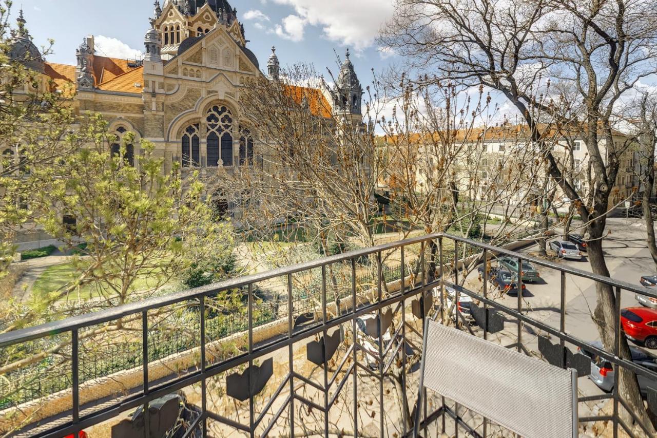 Synagoge View Loft Bestern Szeged Exterior foto